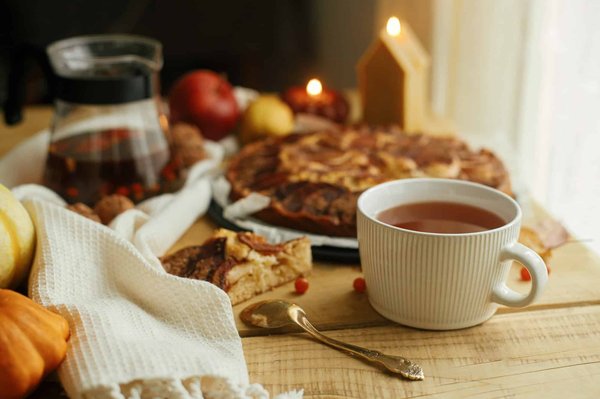 Quelles combinaisons de matériaux pour un salon chaleureux au style hygge?